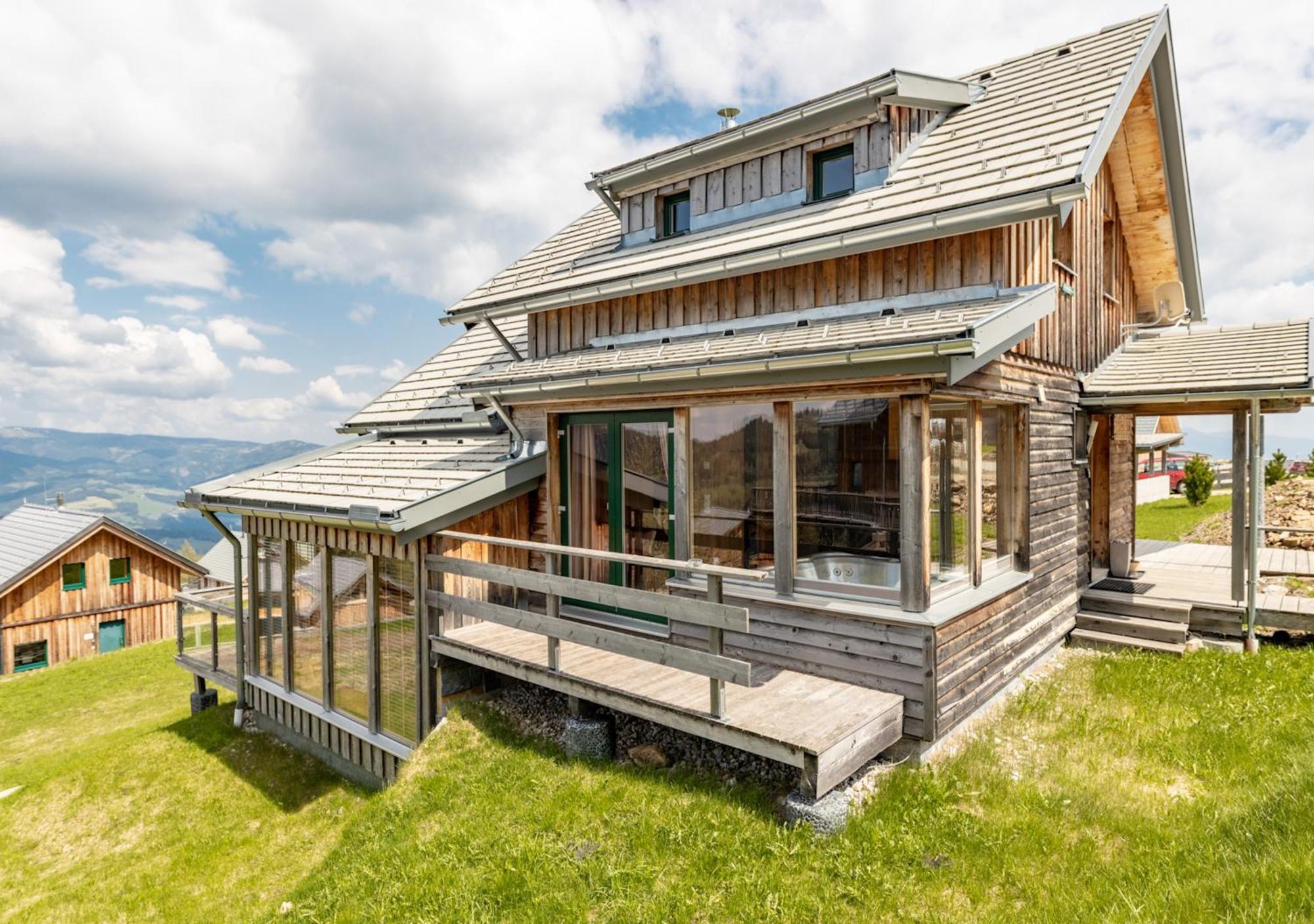 1A Chalet '4 Jahreszeiten' Ski Fahren Und Jacuzzi Mit Aussicht! Бад-Санкт-Леонгард-ім-Лафантталь Екстер'єр фото